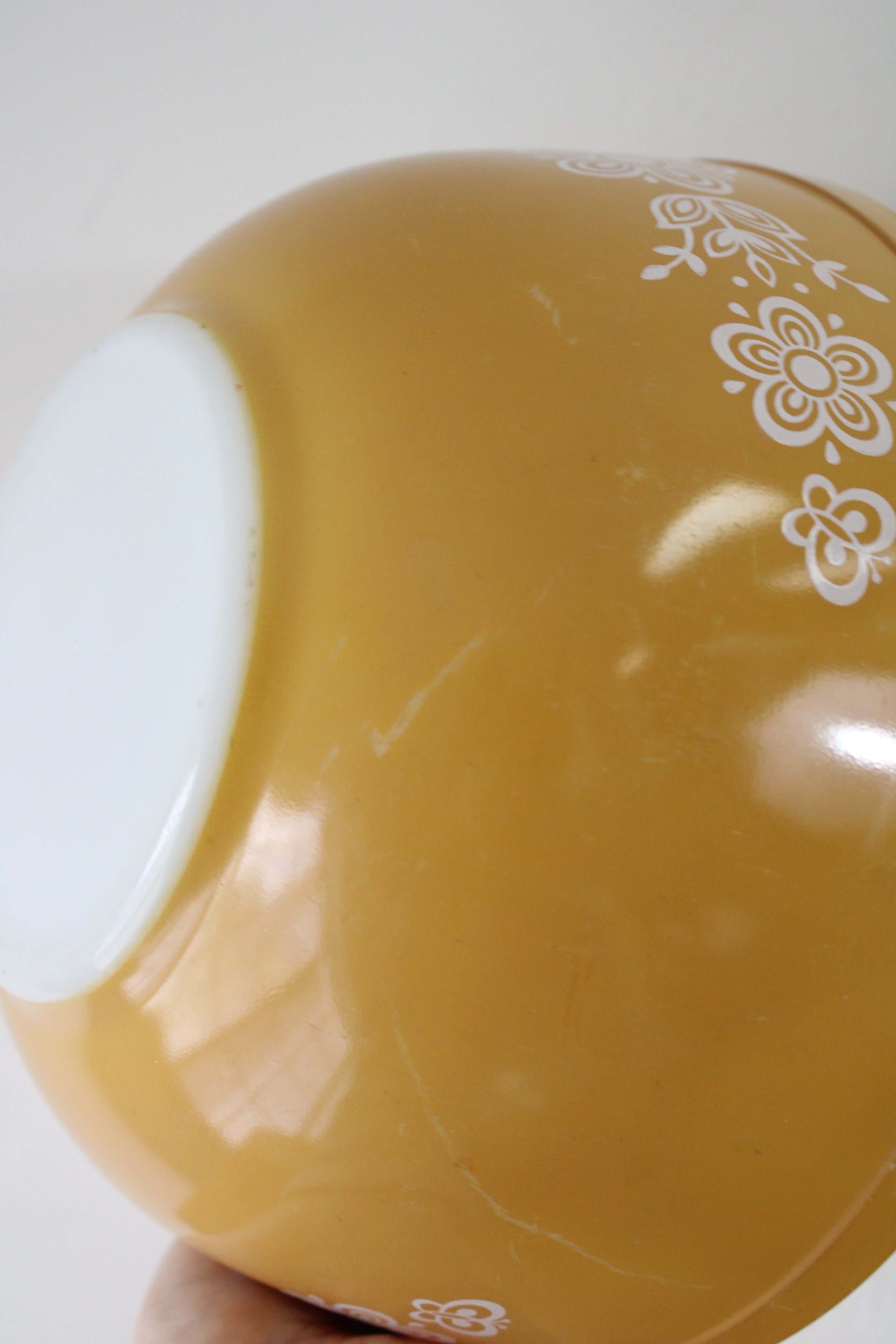 Pyrex Butterfly Gold Vintage 1/2 QT & 1/2 PT Bowls | Set Of 2