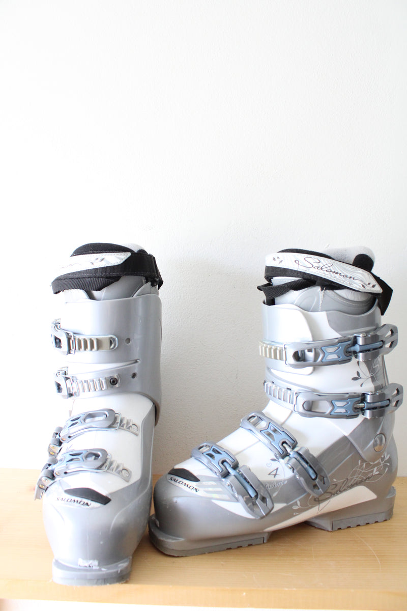 Salomon Divine 4 Ski Boots Size 26 (Women's 9, Men's 8)