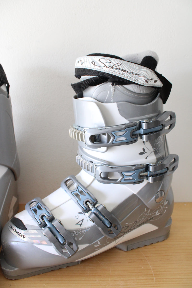 Salomon Divine 4 Ski Boots Size 26 (Women's 9, Men's 8)