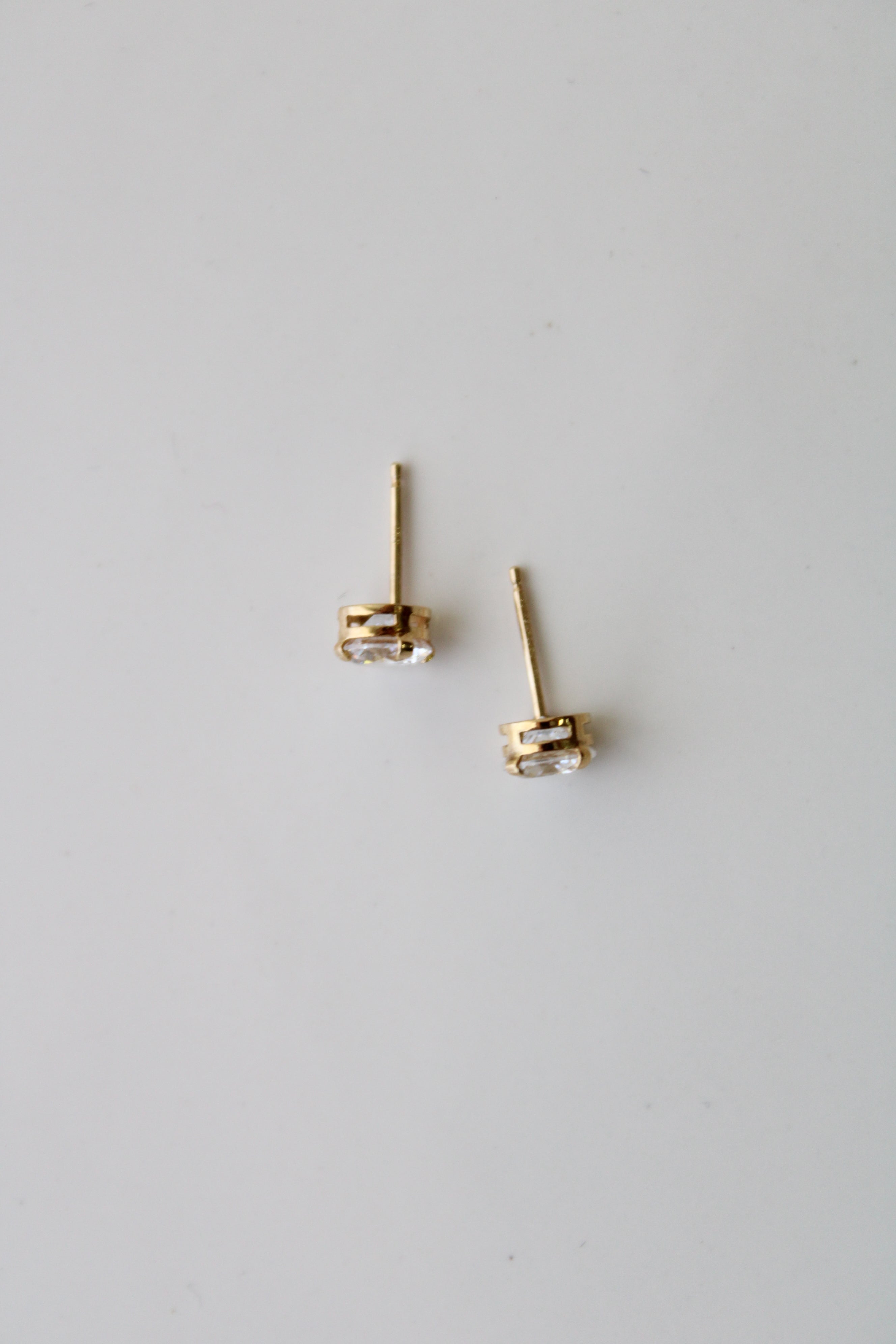 14KT Gold CZ Clear Stone Stud Earrings