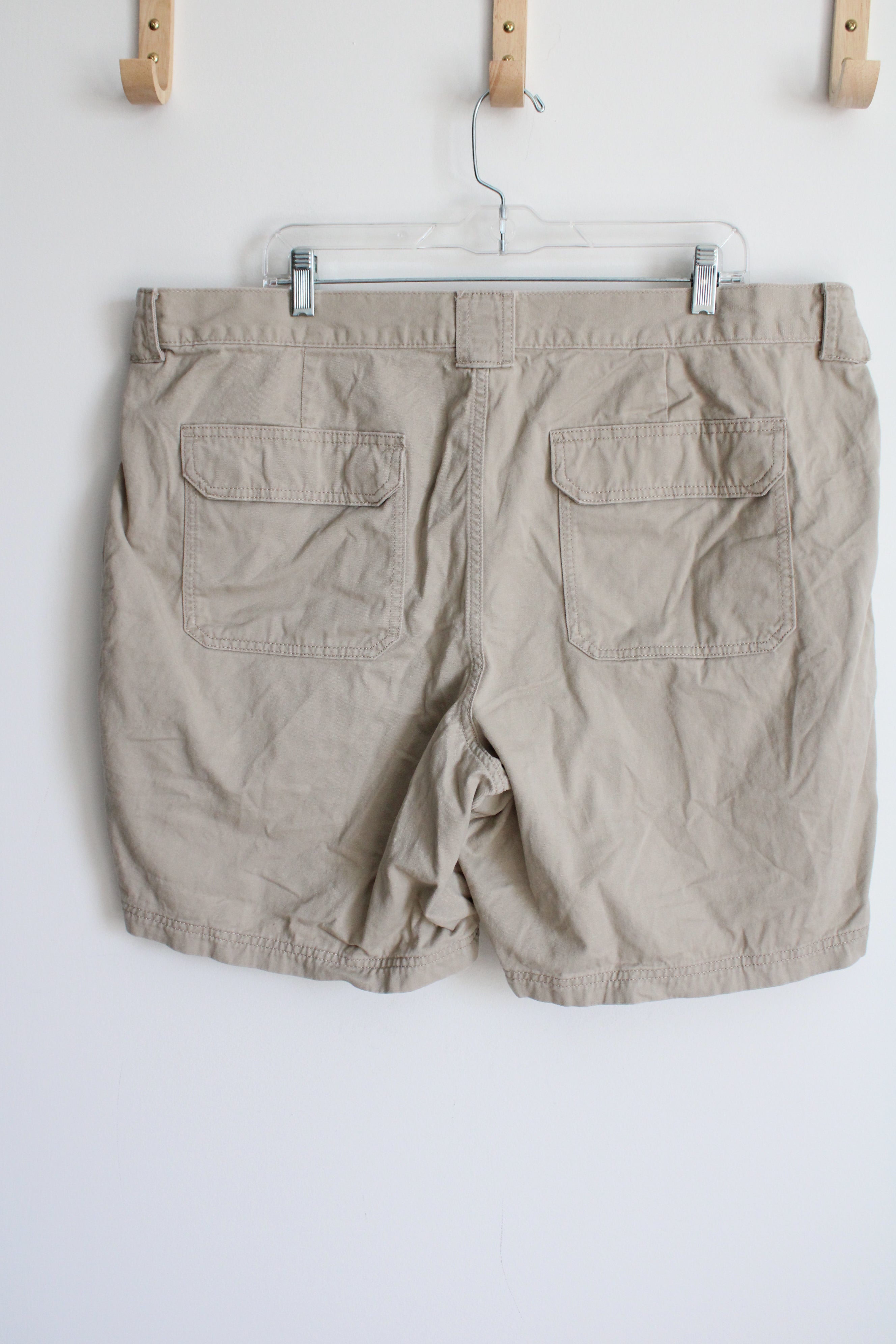 Croft & Barrow Tan Khaki Cargo Shorts