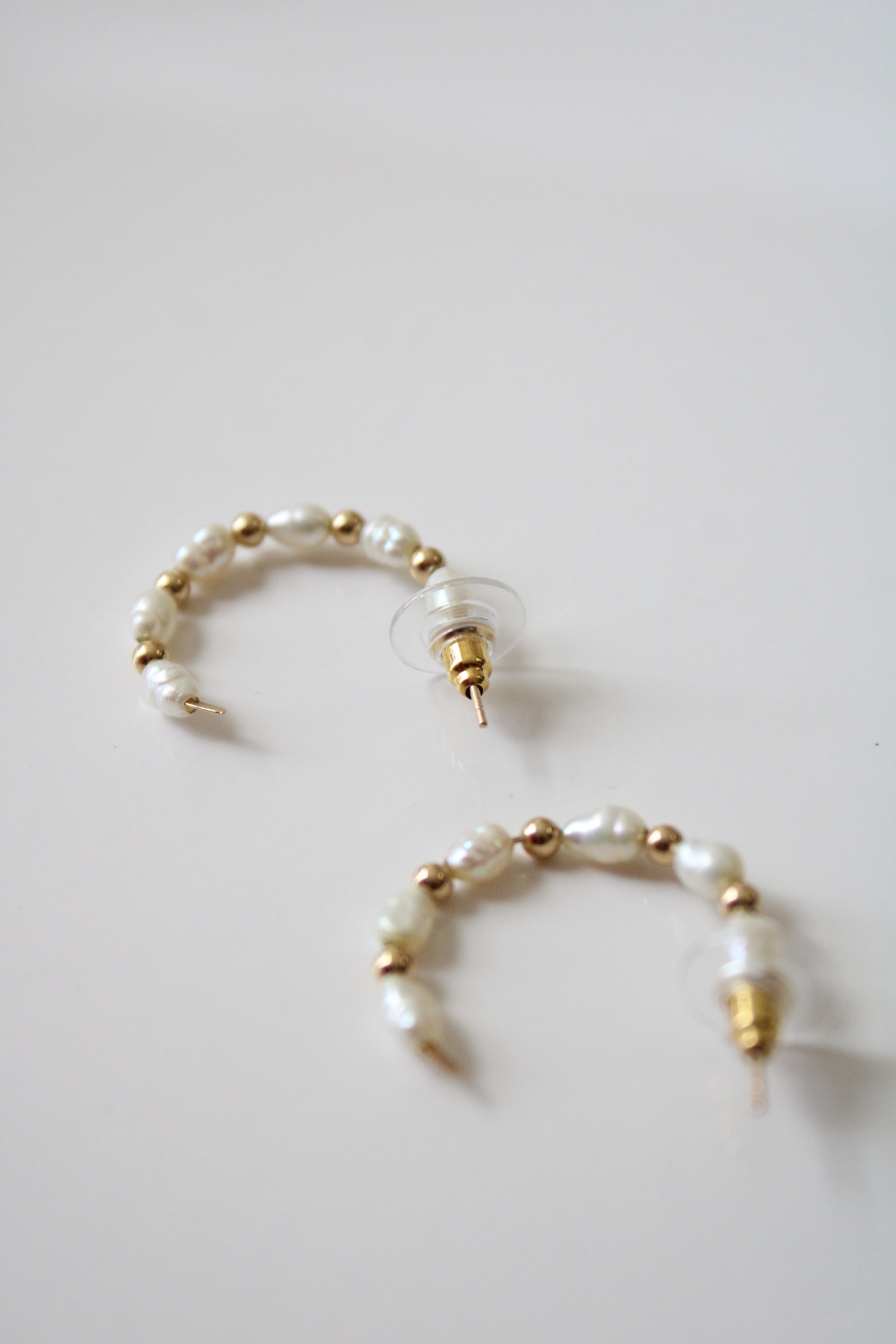 14K Pearl & Gold Hoop Earrings