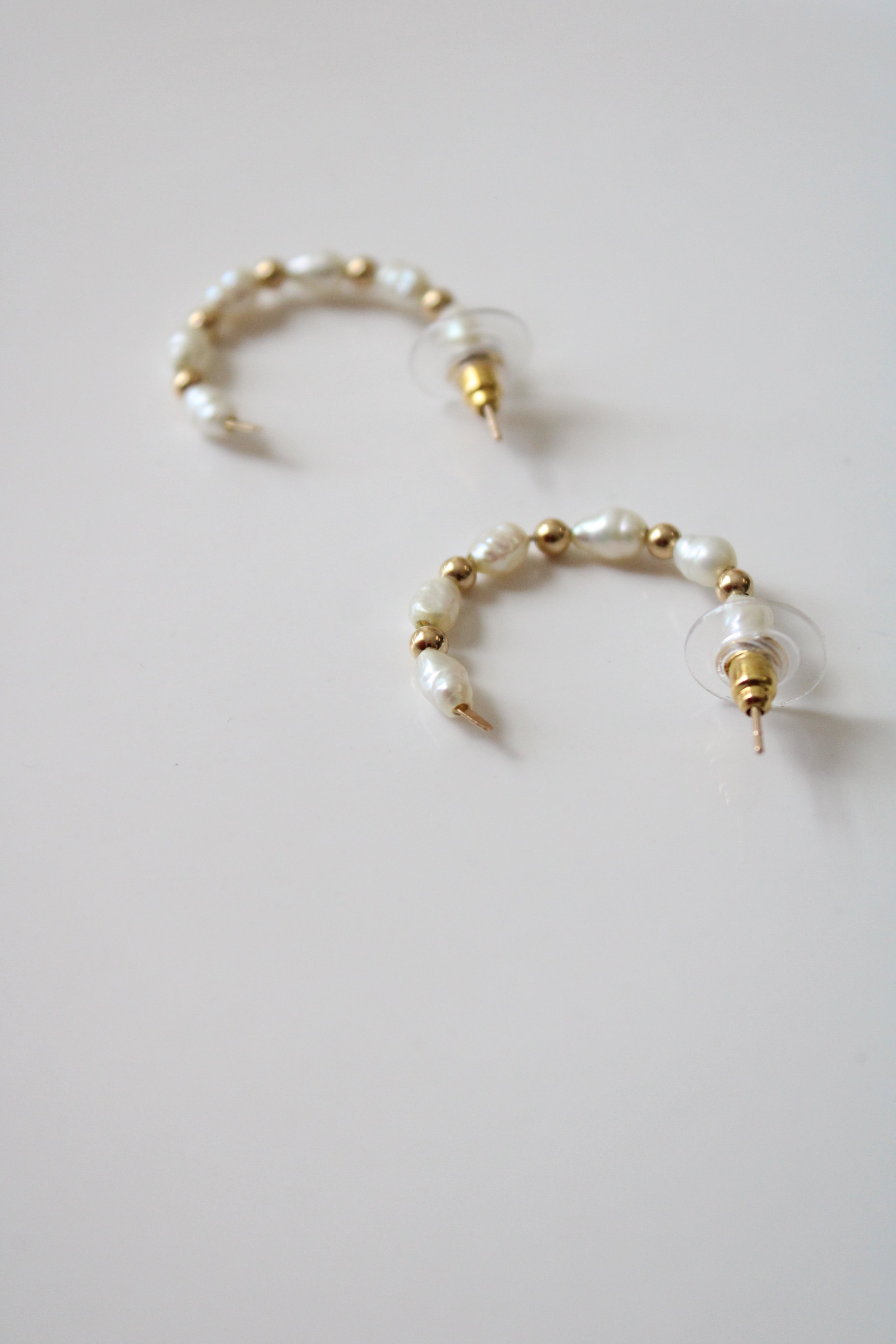 14K Pearl & Gold Hoop Earrings