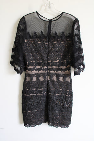 Nicole Miller Black Shimmer Lace Fitted Dress | 8 Nicole Miller Black Shimmer Lace Fitted Dress | 8