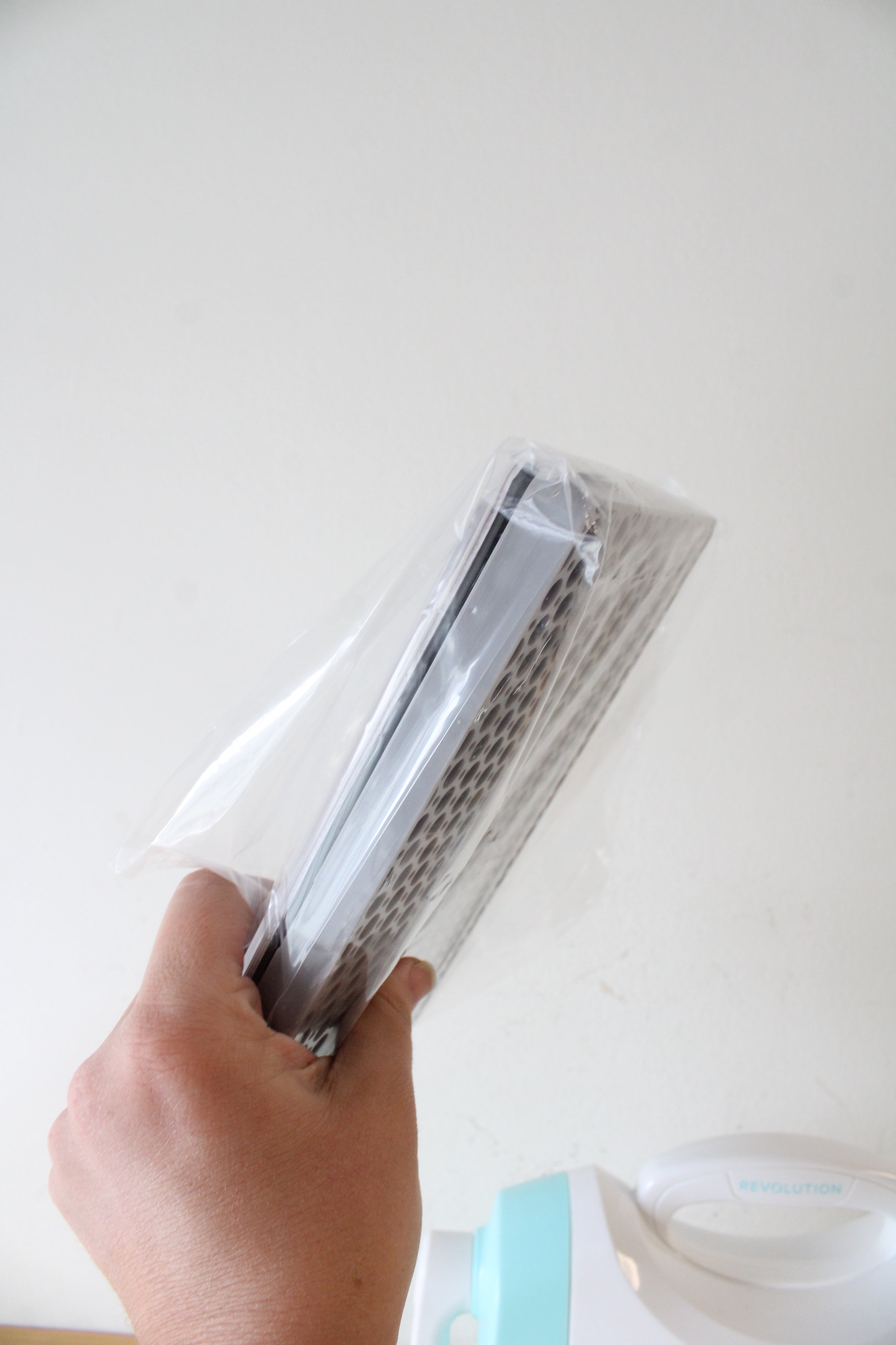 We R Memory Keepers Revolution Cutting & Embossing Machine