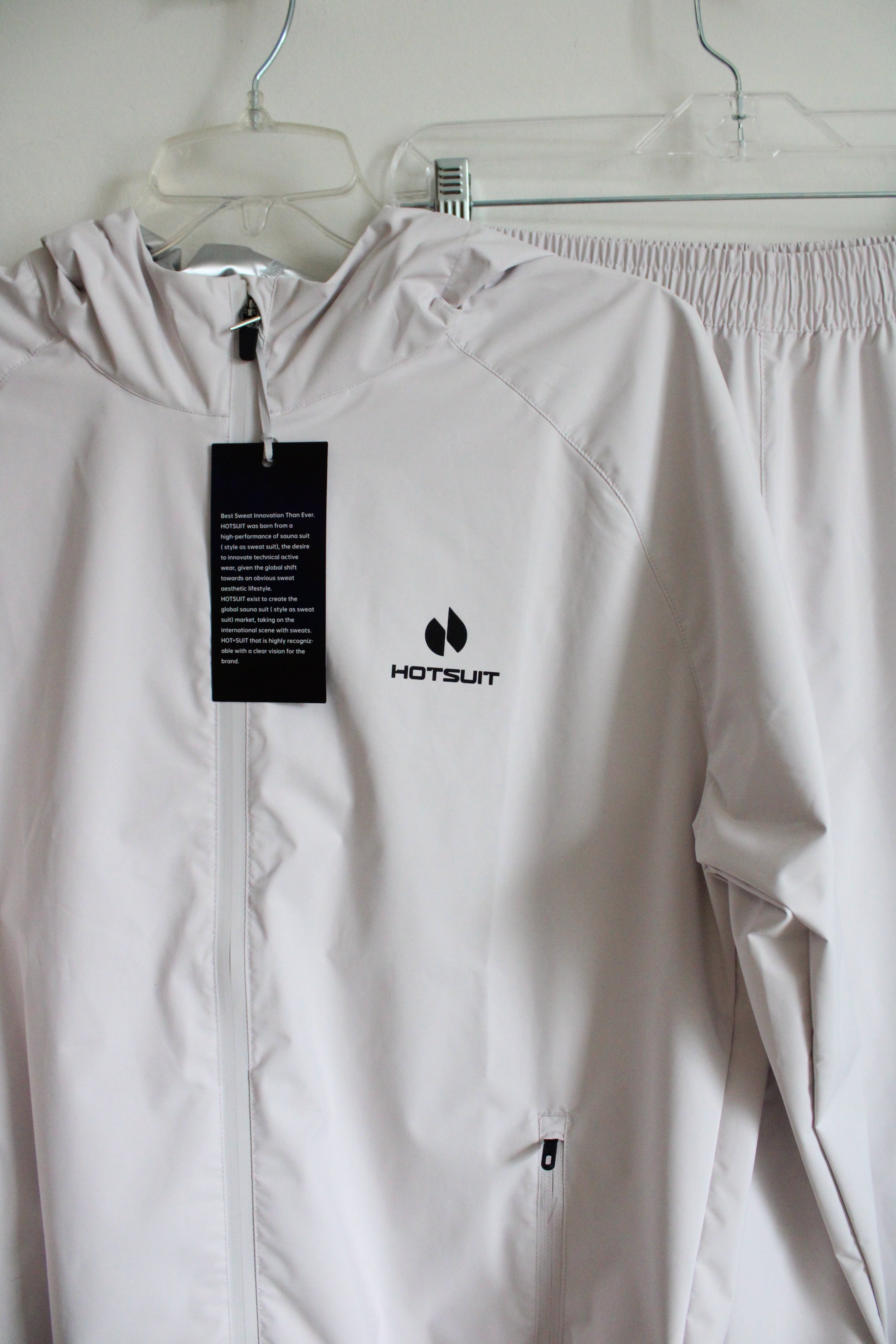 NEW Hotsuit White Jacket & Pants Set | L
