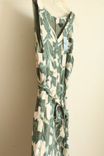 NEW Ann Taylor Green Floral Dress | 14 Petite