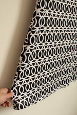 Lulus Black and White Printed Quarter Zip Stretch Dress | S