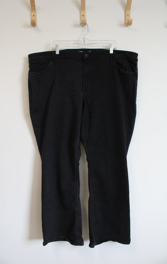 Old Navy Mid-Rise Bootcut Black Jeans | 24