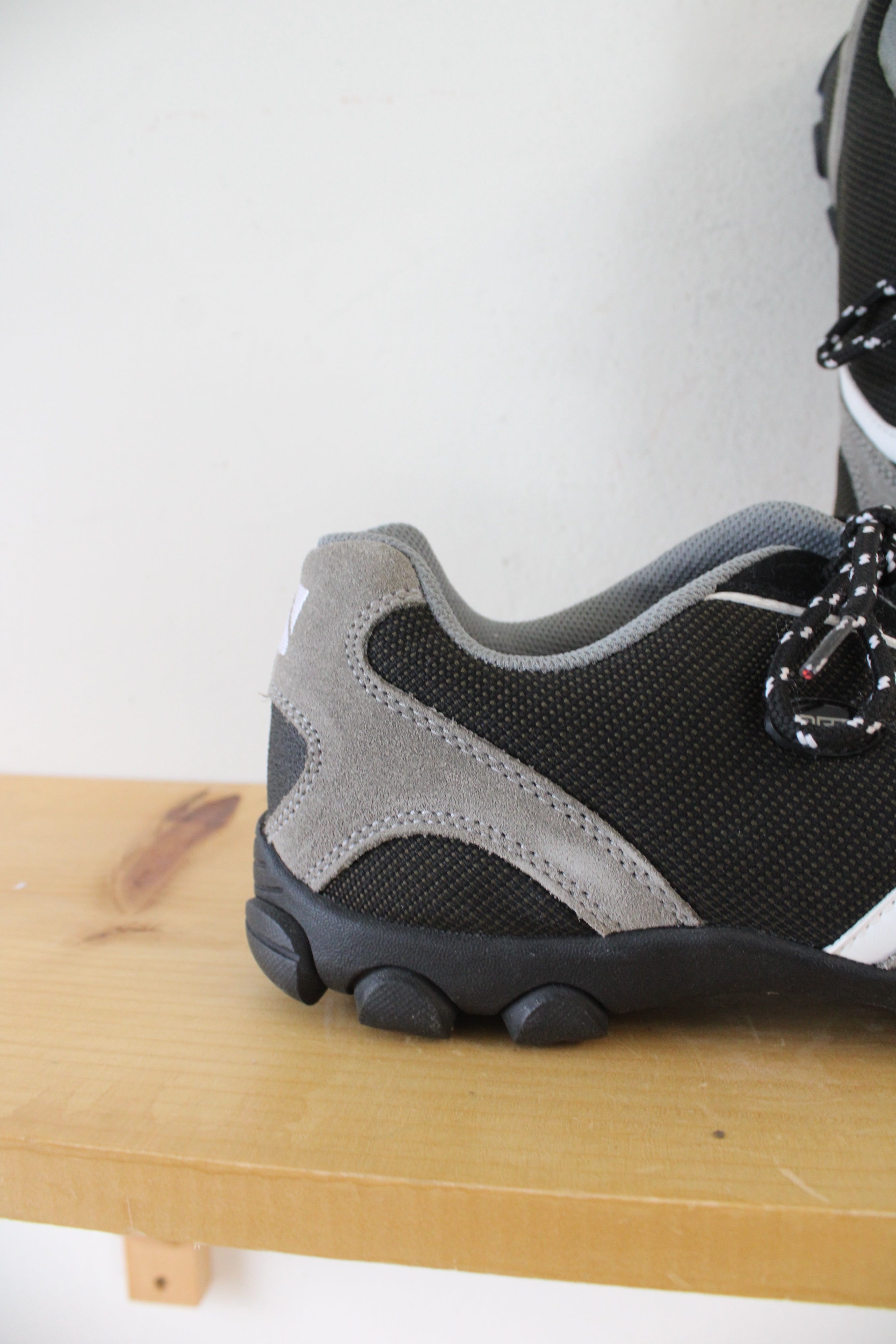 Forte A-08 Black & Gray Cycling Shoes | Size 13.5