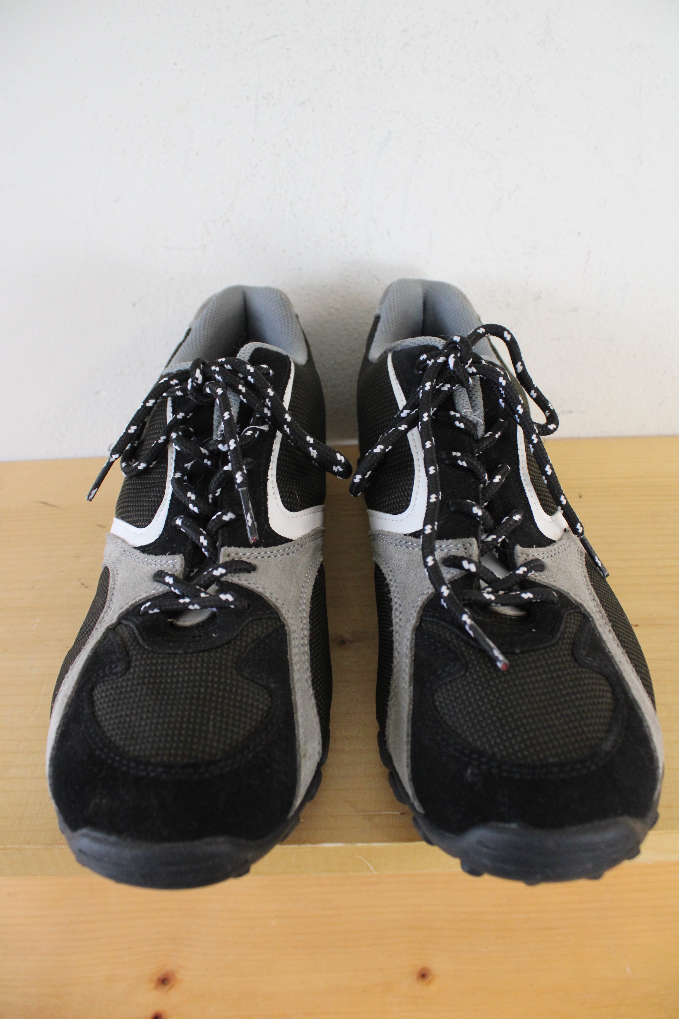 Forte A-08 Black & Gray Cycling Shoes | Size 13.5