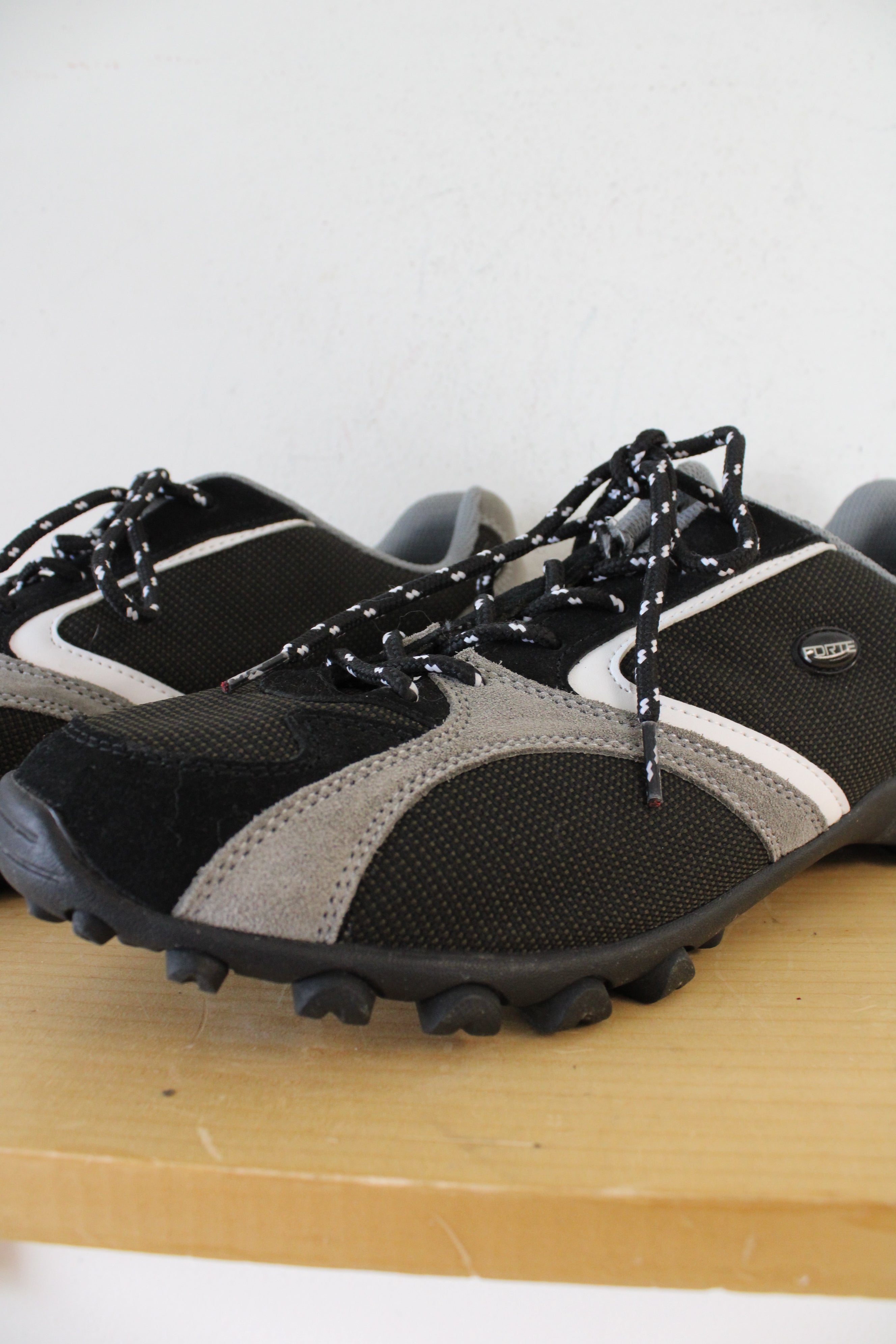 Forte A-08 Black & Gray Cycling Shoes | Size 13.5