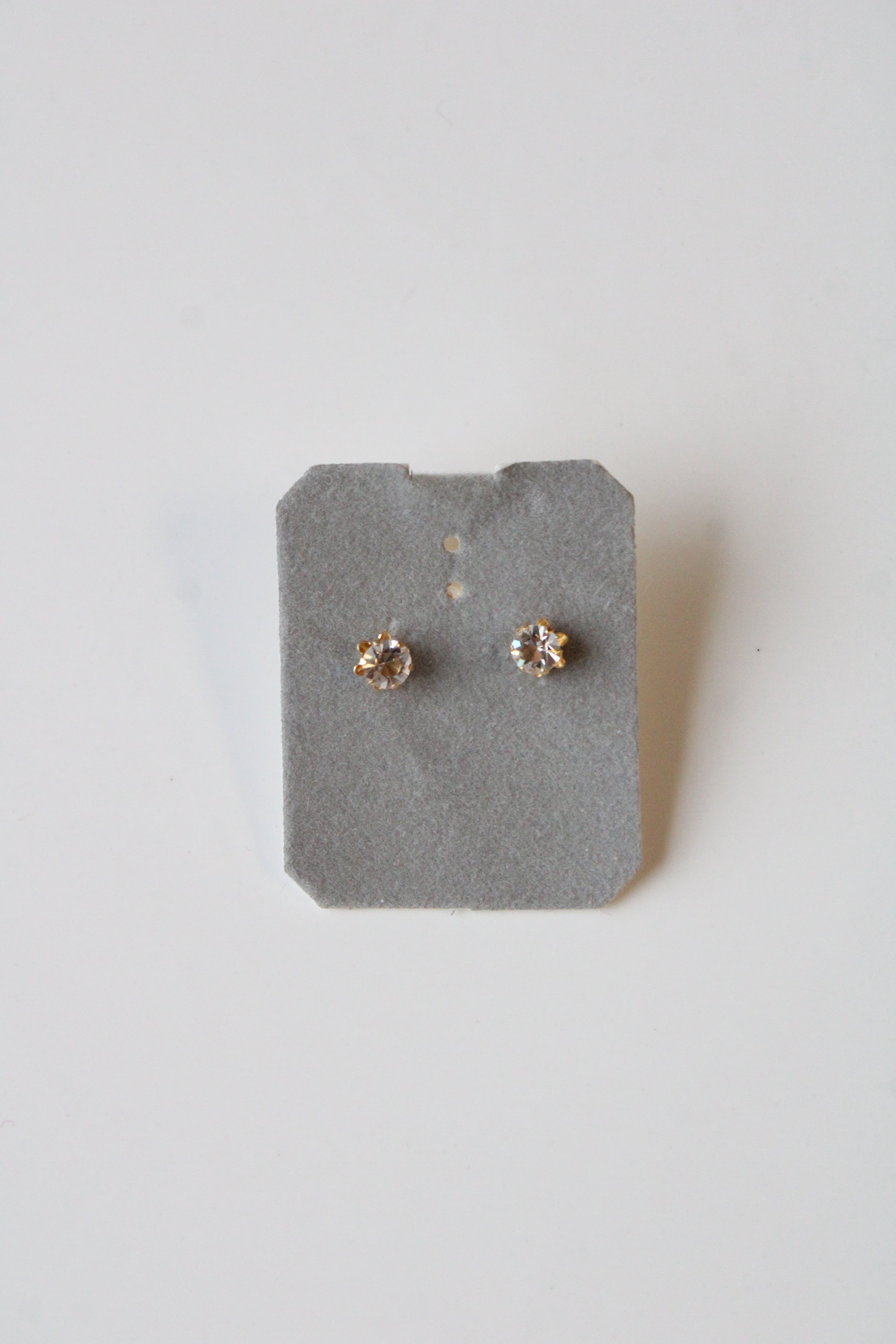 14K Yellow Gold Crystal Stud Earrings