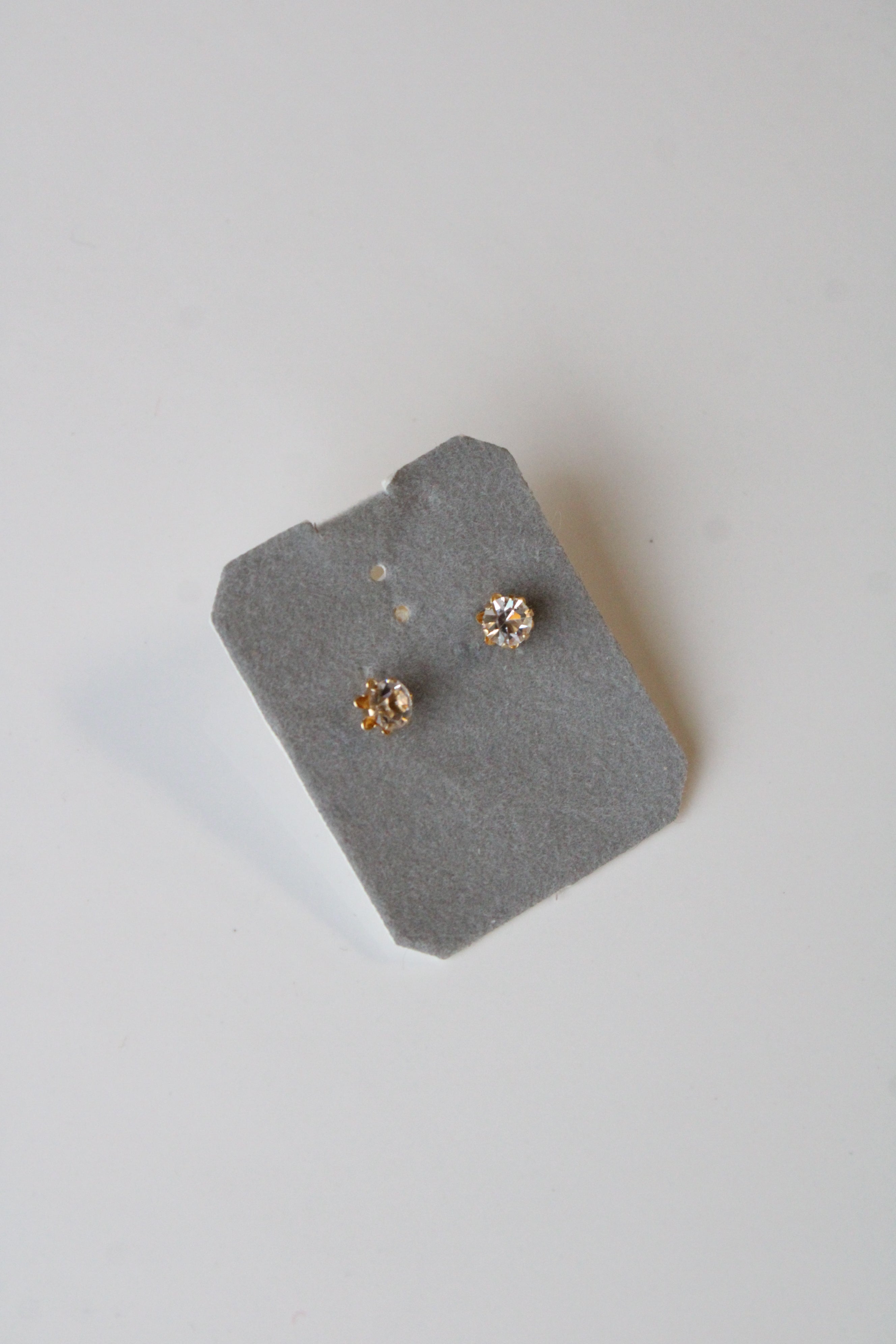 14K Yellow Gold Crystal Stud Earrings