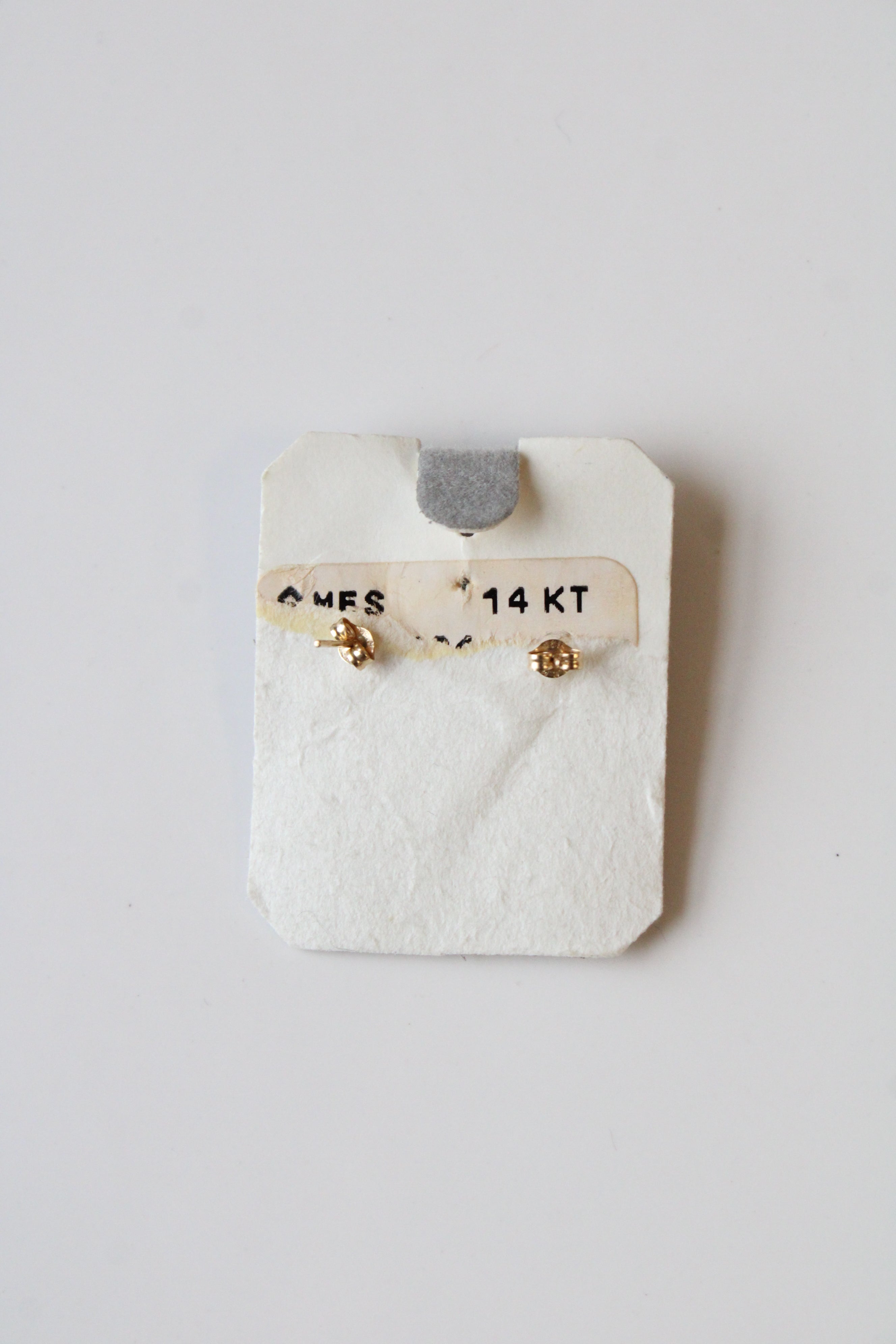 14K Yellow Gold Crystal Stud Earrings