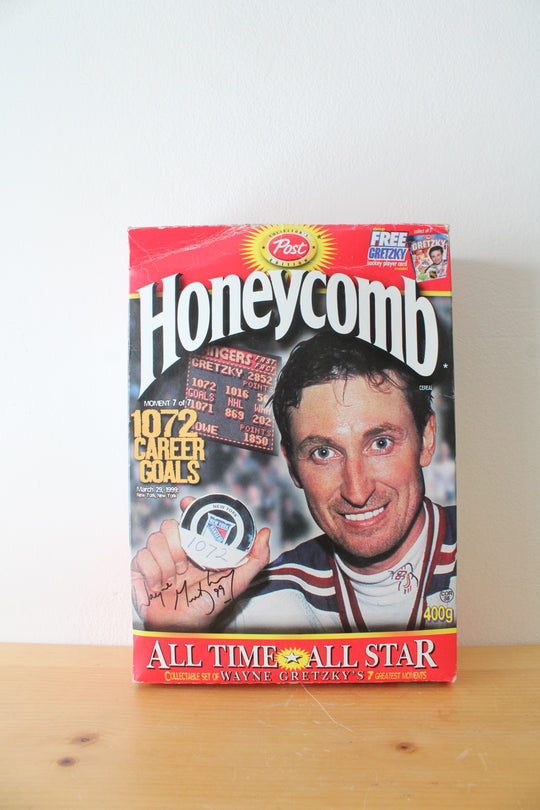 Vintage Post 1999 Wayne Gretzky Signed Honeycomb Cereal Box