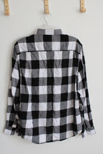Wrangler Black and White Checkered Button Down Long Sleeve Shirt | XL