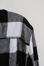 Wrangler Black and White Checkered Button Down Long Sleeve Shirt | XL