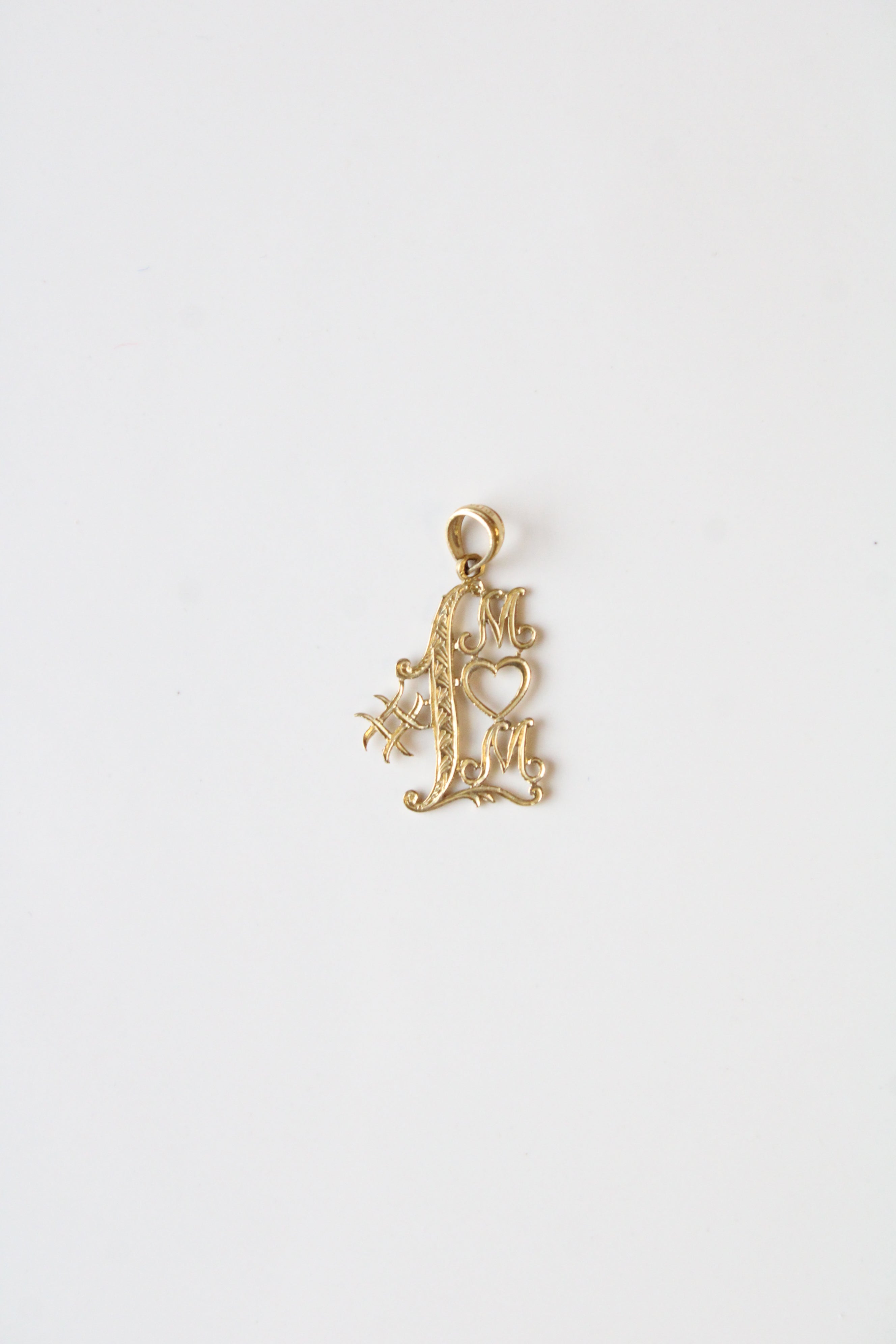14K Yellow Gold #1 Mom Necklace Pendant