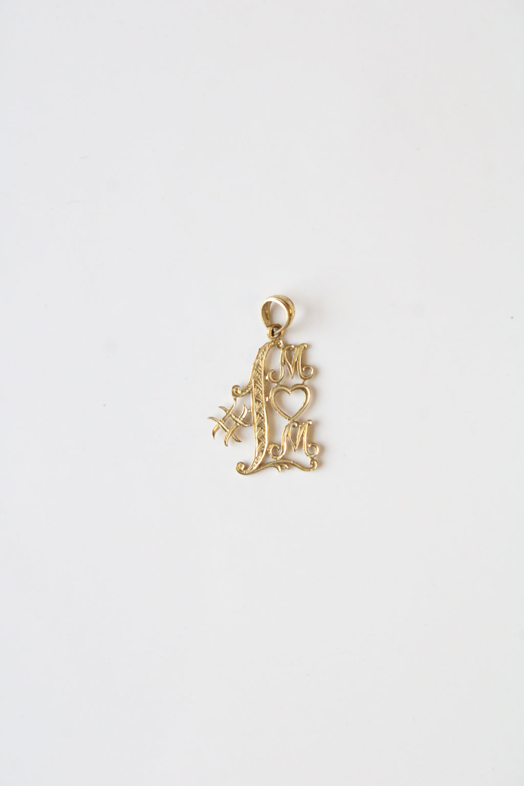 14K Yellow Gold #1 Mom Necklace Pendant
