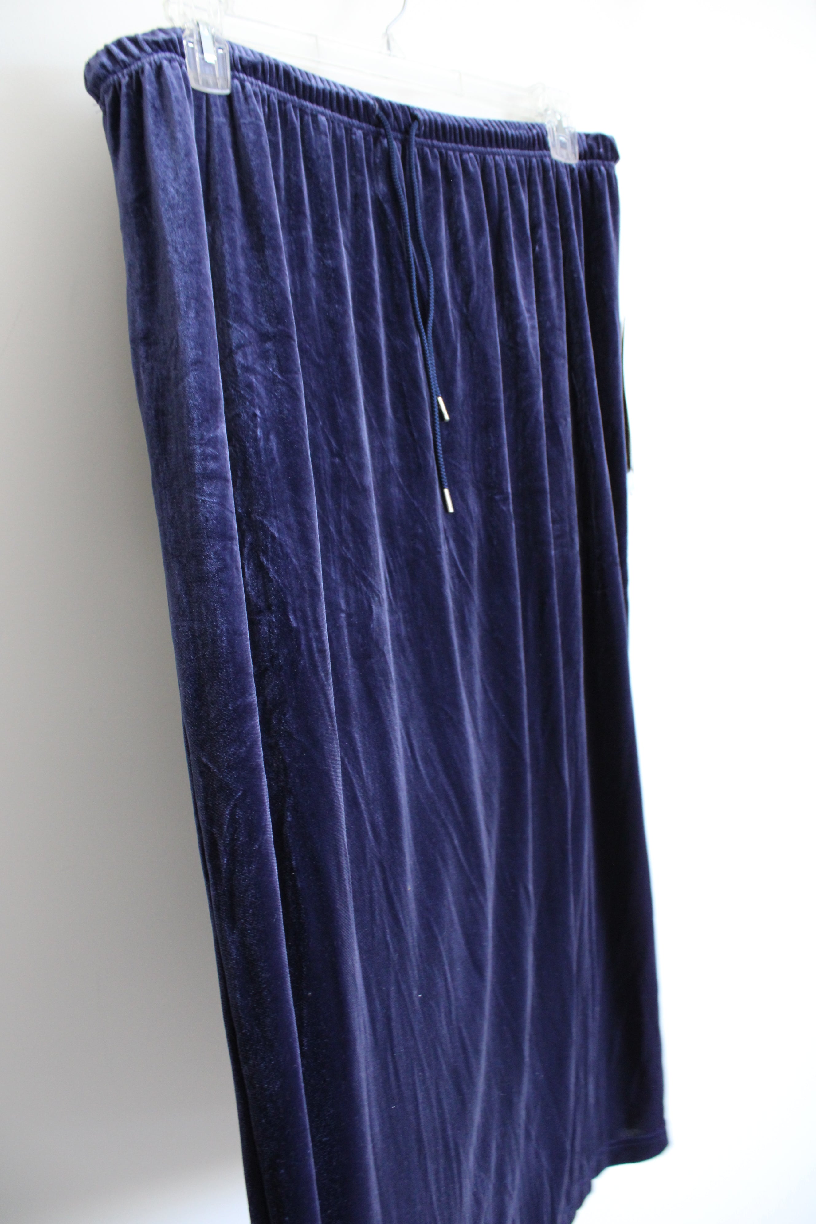 NEW Sag Harbor Dark Blue Stretch Velvet Skirt | XL