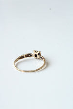10K Yellow & White Gold Diamond Vintage Ring | Size 7.5
