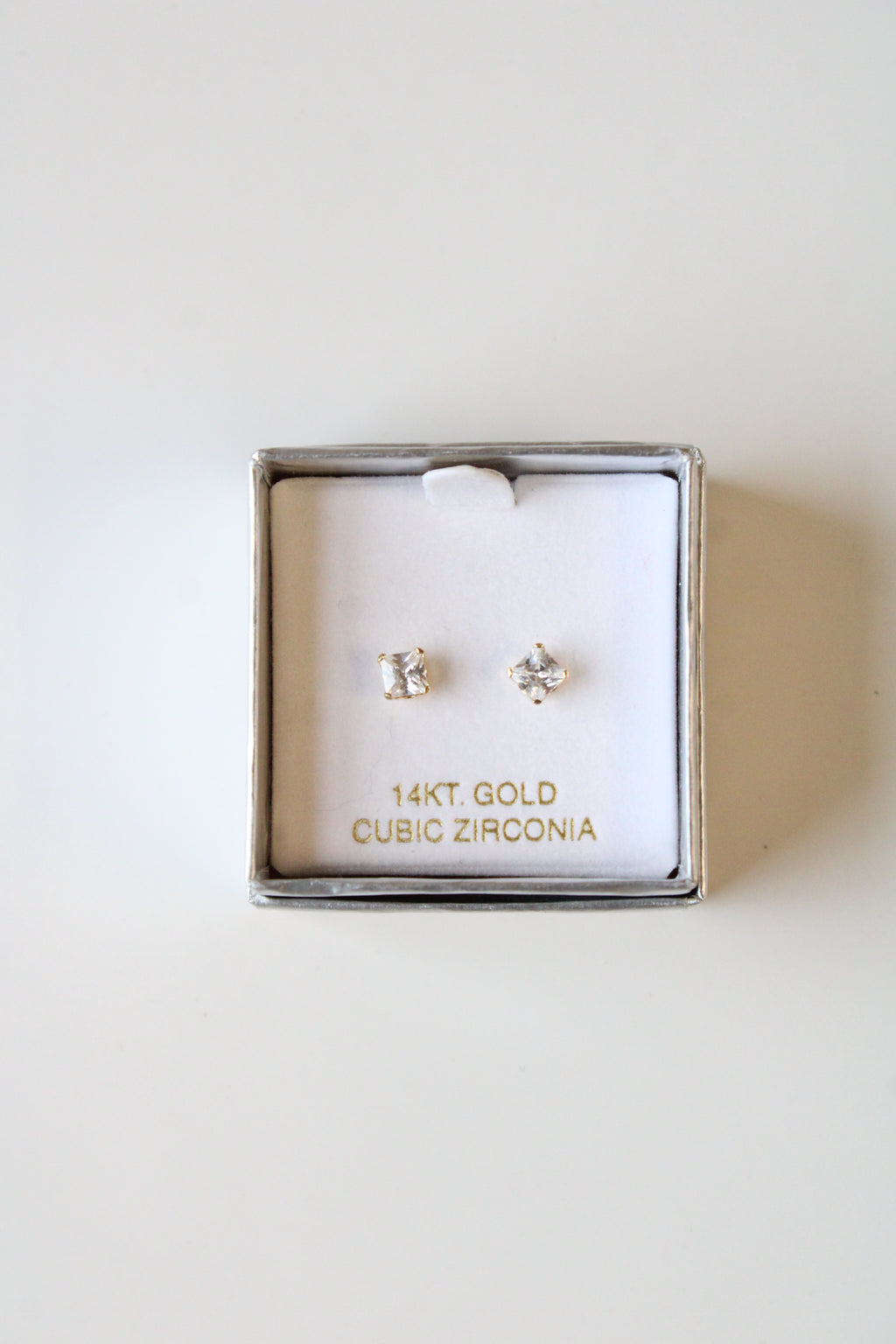 14K Yellow Gold Cubic Zirconia Clear Stone Stud Earrings