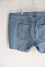 NEW Old Navy Mid-Rise Distressed Denim Shorts | 20
