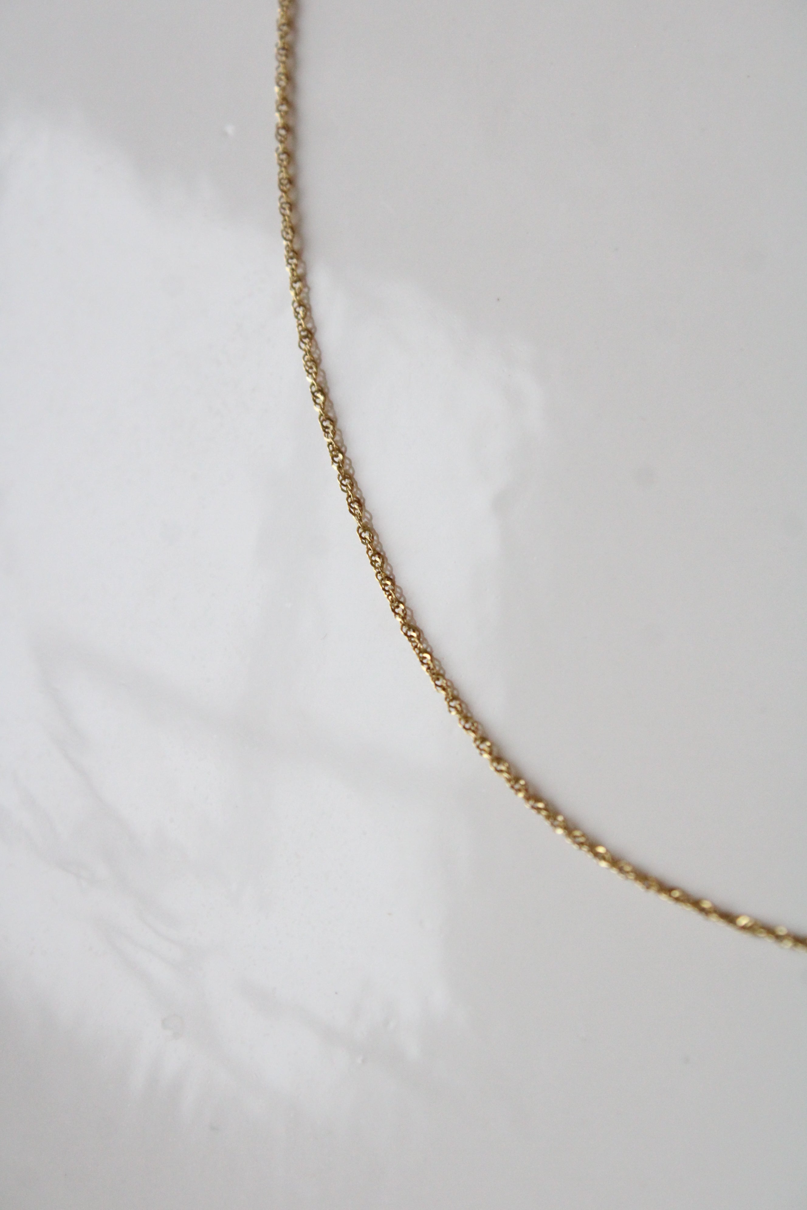 14K Yellow Gold Twist Chain Necklace