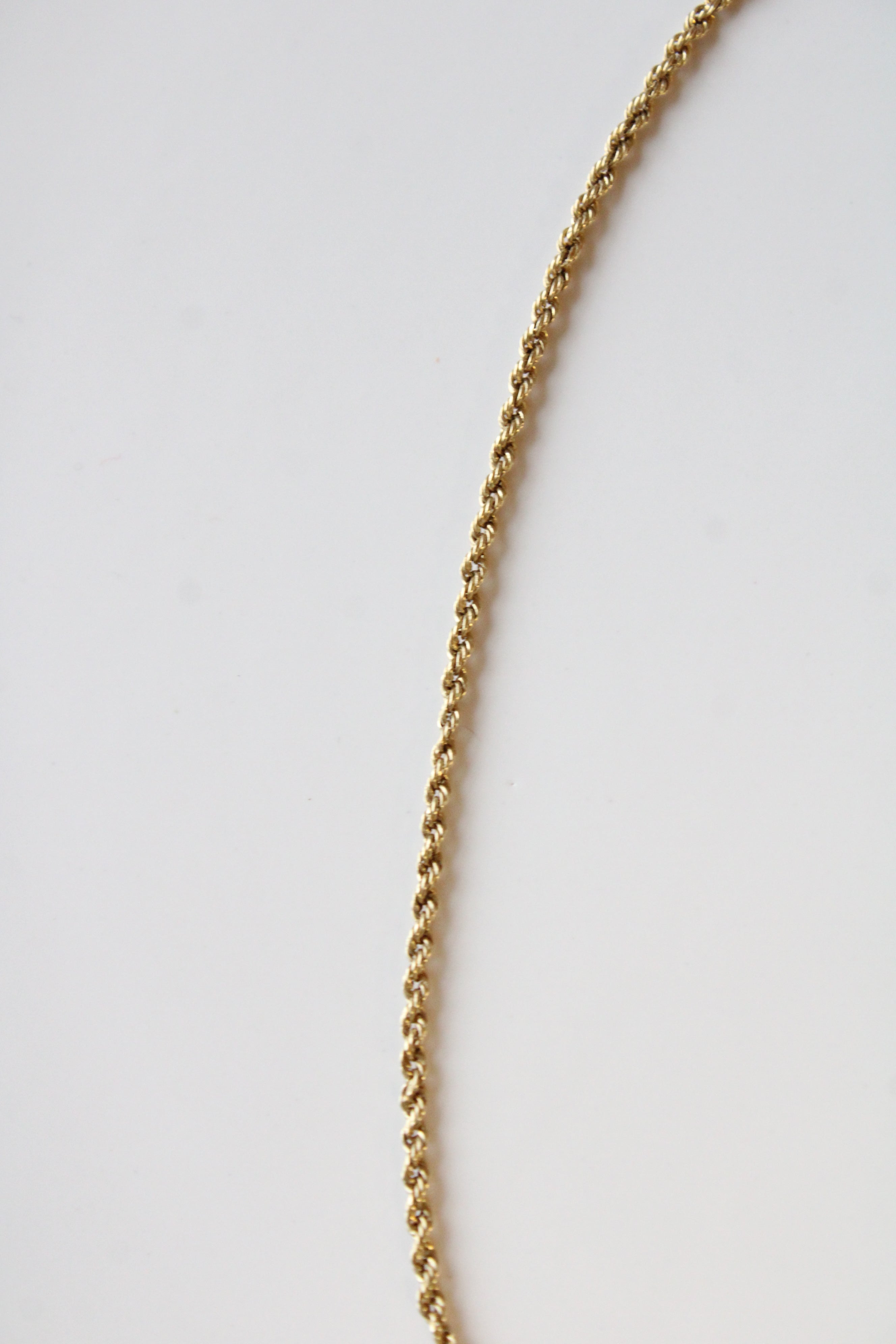 14K Yellow Gold Twist Chain Necklace