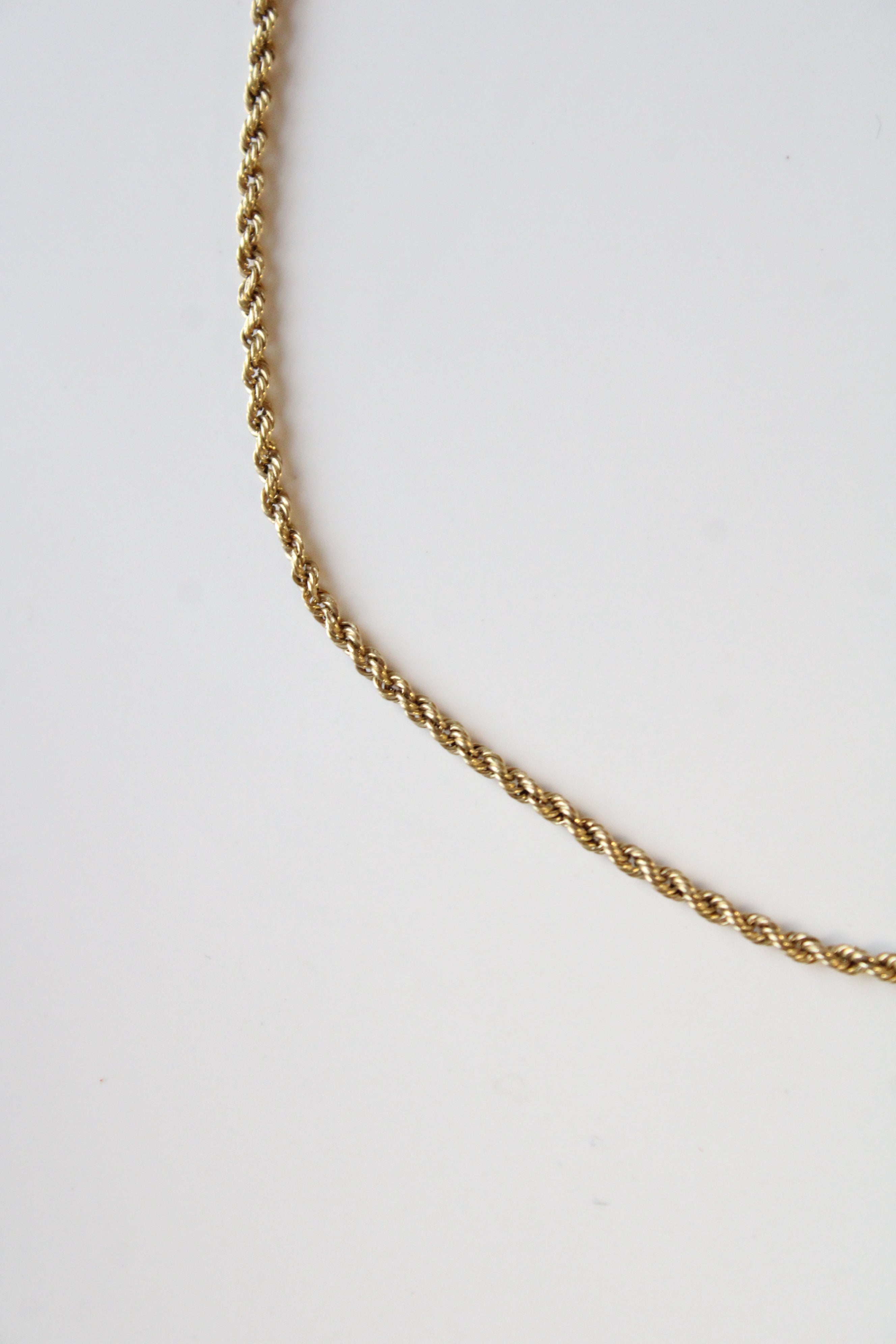 14K Yellow Gold Twist Chain Necklace