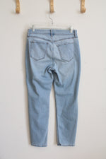 Old Navy High Rise Wow Straight Light Wash Jeans | 8 Short