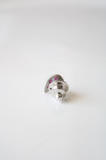 Vintage 10 Karat White Gold Pin