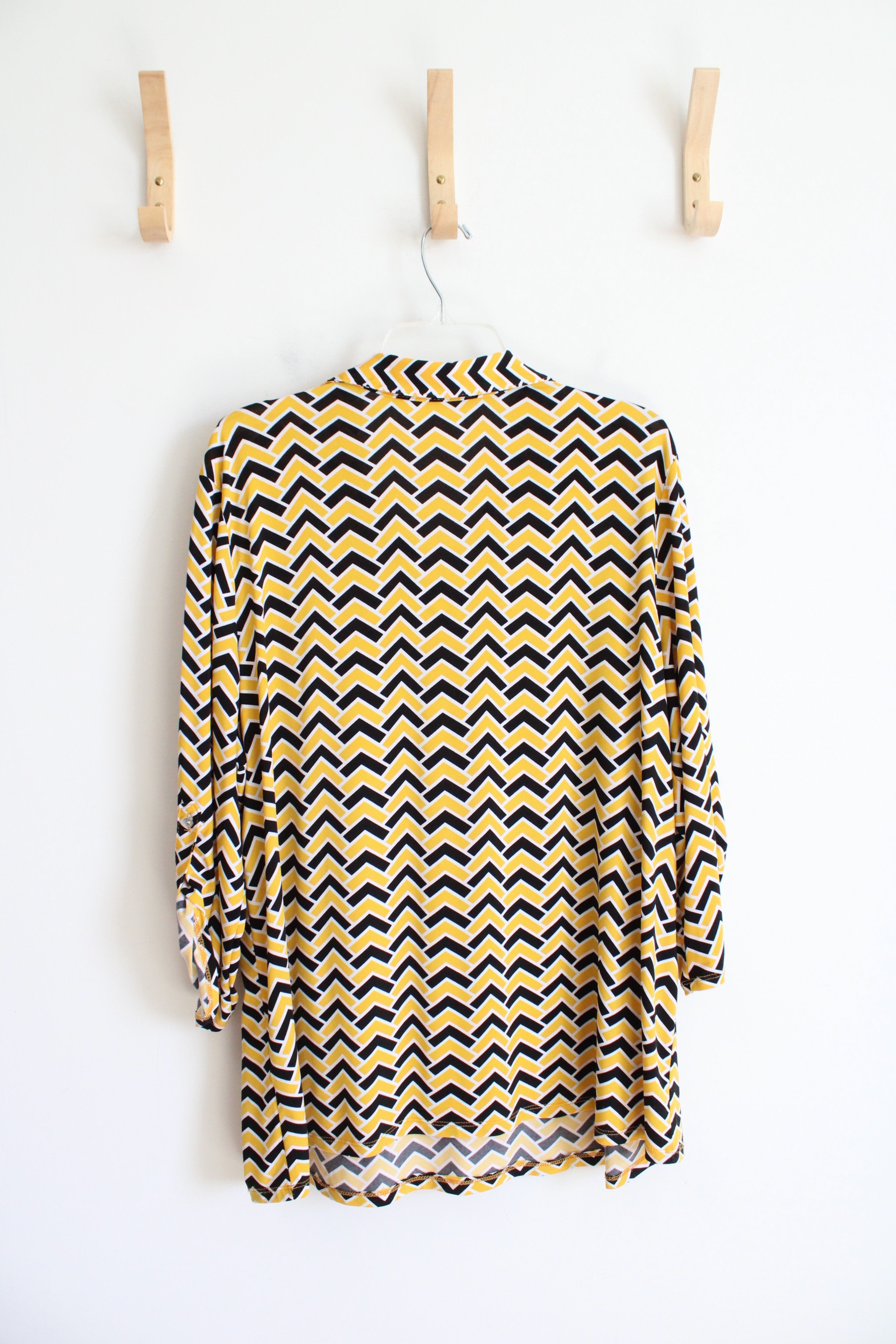 Yellow & Black Chevron 3/4 Sleeve Top | XL