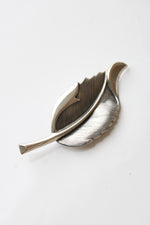 Jewelart Leaf Silver Pin