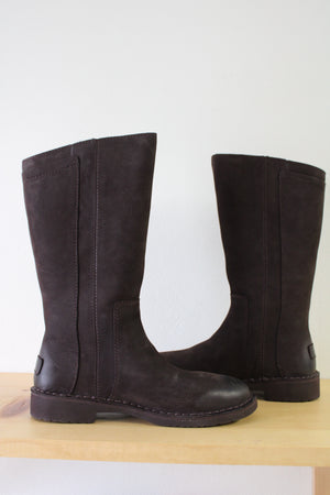 NEW Ugg Australia Elly Stout Brown Tall Nubuck Boots | Size 5.5