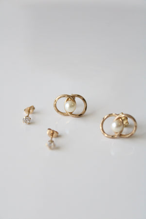 14KT Yellow Gold Genuine Pearl & Clear Stone Stud Earrings | Set Of 2