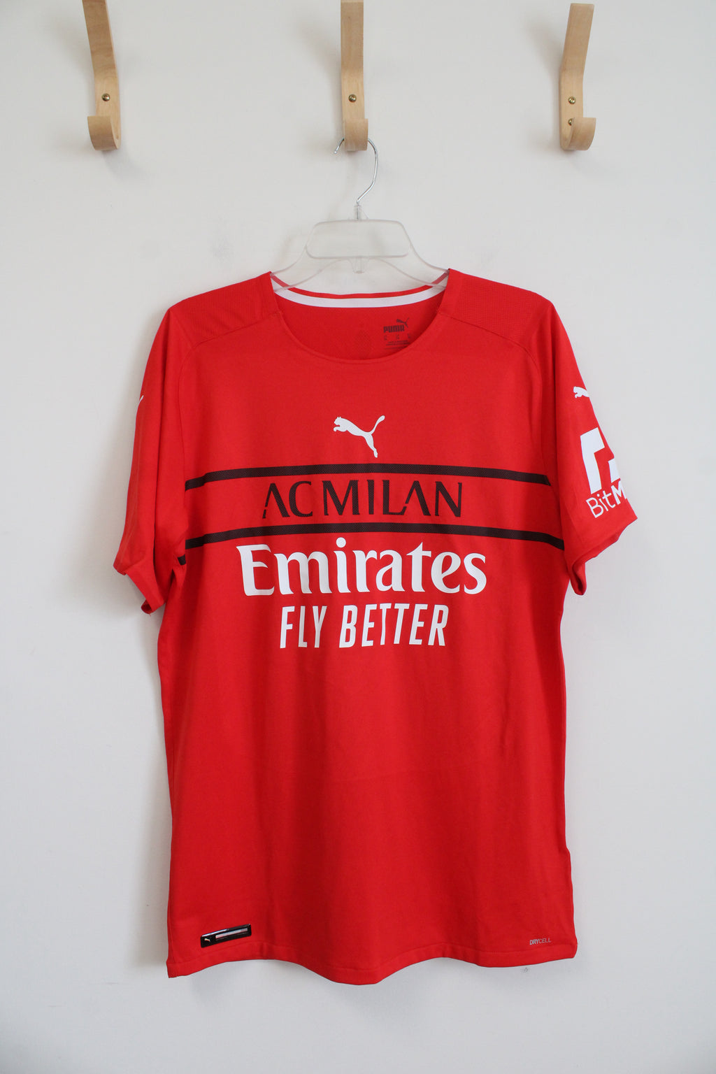 Puma AC Milan Emirates Fly Better #16 M. Maignan Red Shirt | XL