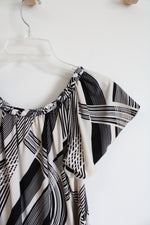 Jennifer Lloyd Black & White Patterned Braided Neckline Top | S