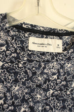 Abercrombie & Fitch White and Blue Floral Printed T-Shirt | M