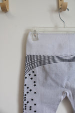 Fabletics Gray & Black Star & Stripes Athletic Leggings | M