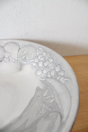Vintage Wilton Armetale Fruit Round Pewter Bowl