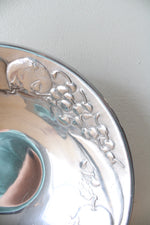 Vintage Wilton Armetale Fruit Round Pewter Bowl