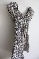 5 Fifteen Cream & Black Patterned Off-The-Shoulder Romper | S