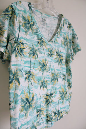Old Navy Everywear Blue Tropical Tee | S Petite