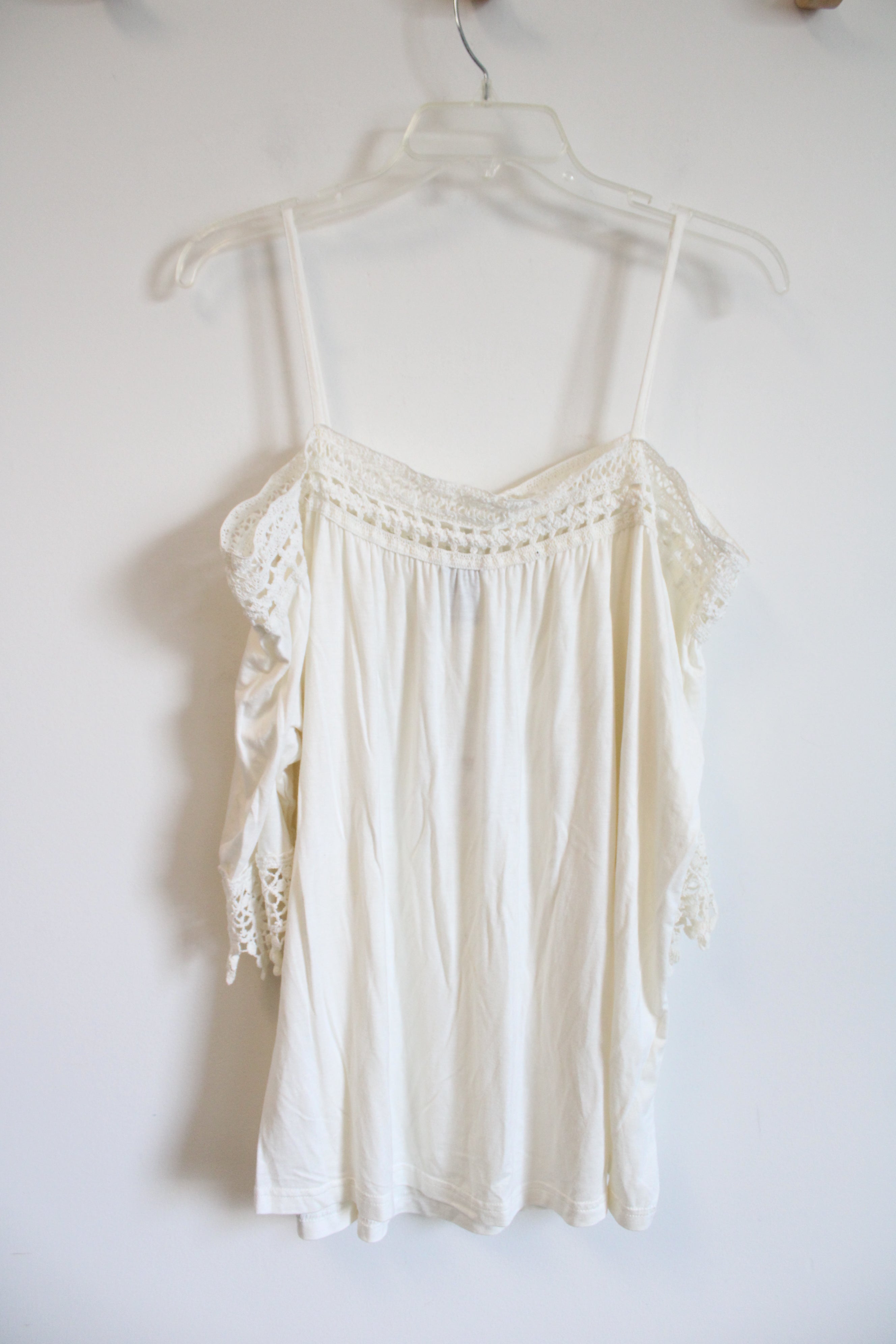 NEW Rue 21 White Lace Cold Shoulder Top | XL