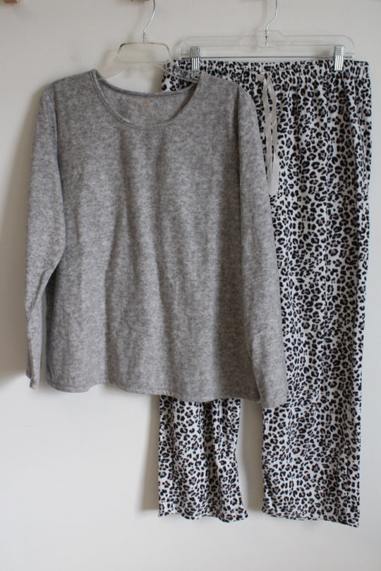 Croft & Barrow Gray & Black Leopard Print Fleece Pajama Set | L