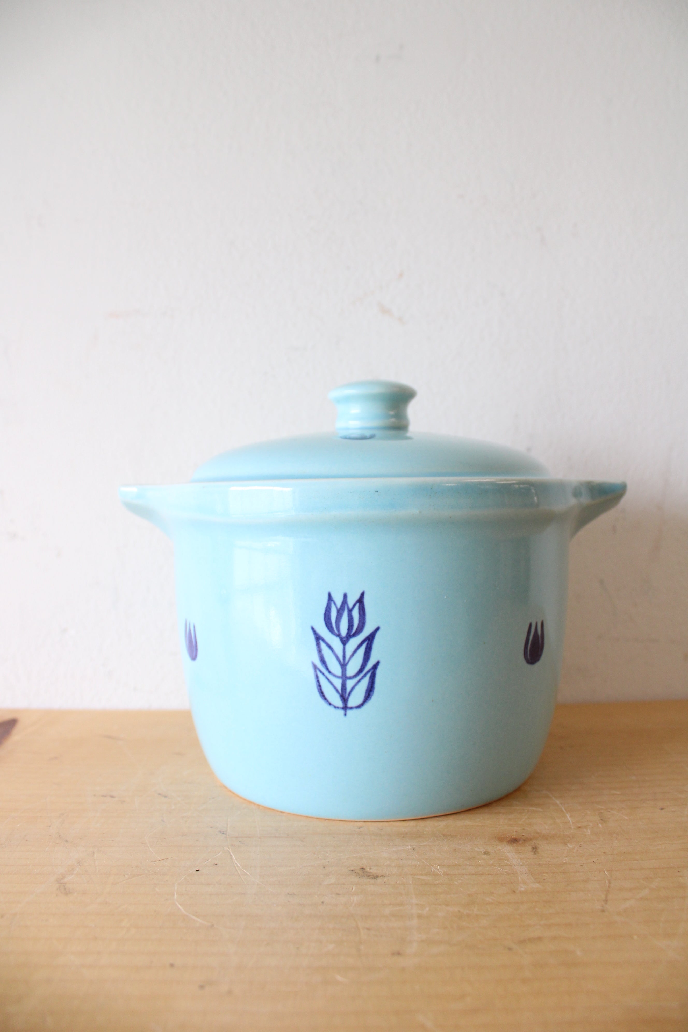 Vintage Cronin Blue Tulip Ceramic Bean Pot