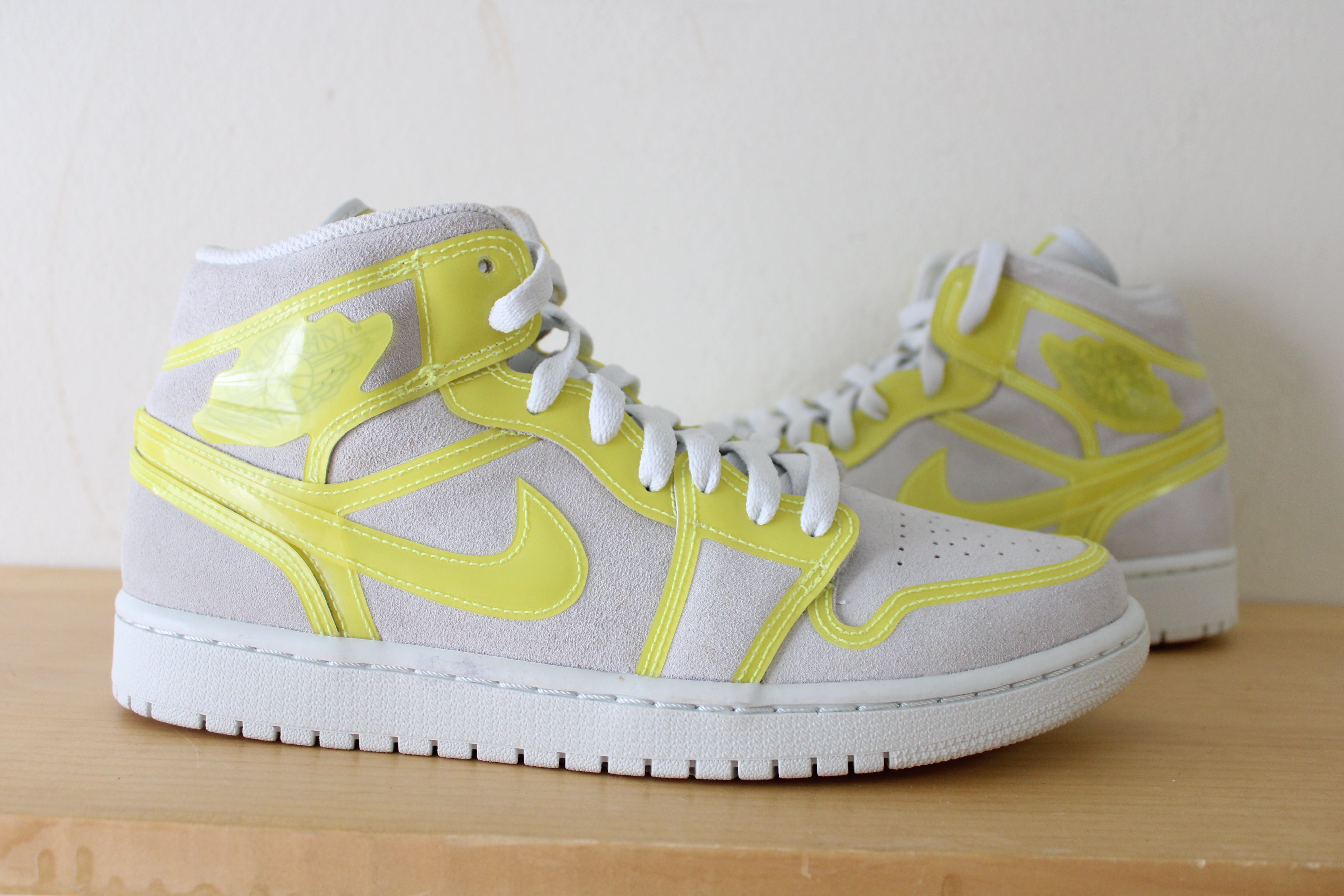 Nike Air Jordan 1 Mid LX Off White Opti Yellow Sneakers | Women's 10.5