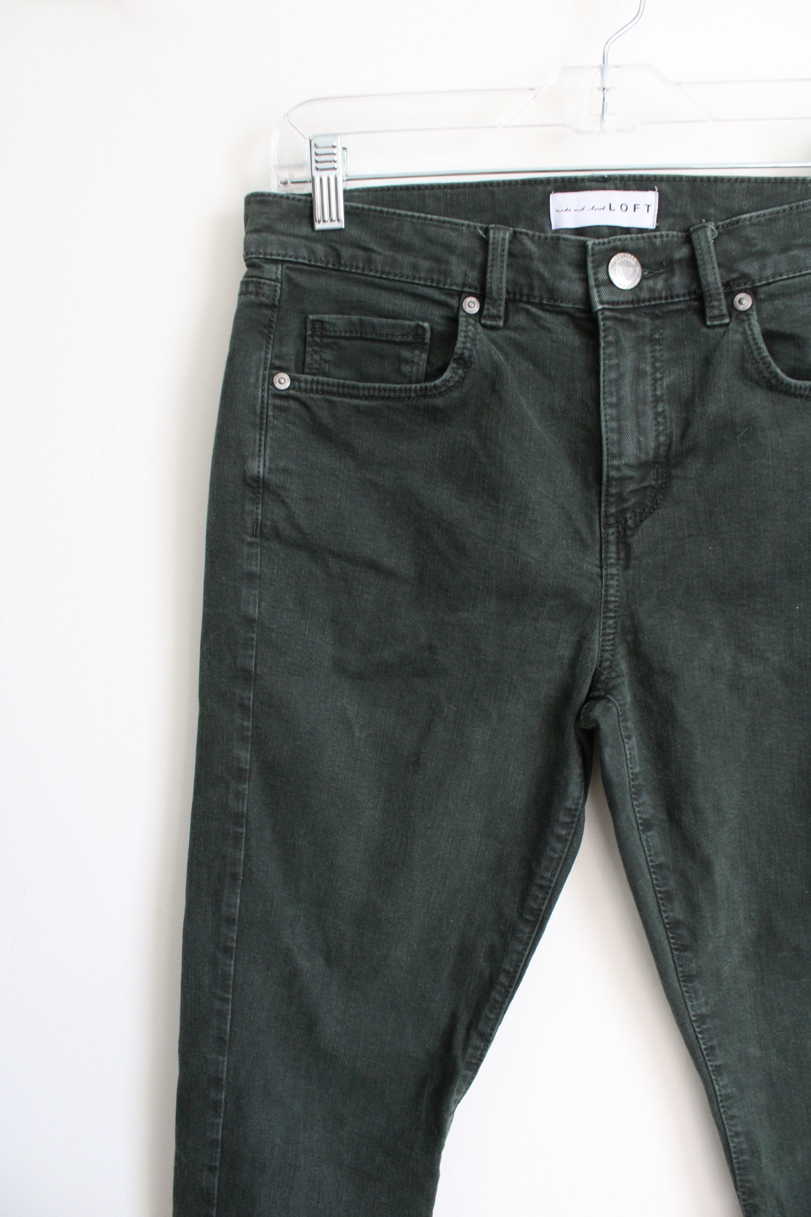 Ann Taylor LOFT Green Crop Jeans | 6/28